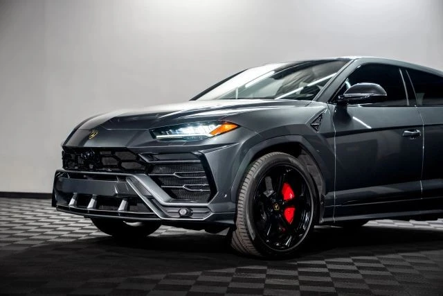 2019 Lamborghini Urus - Image 10 of 21