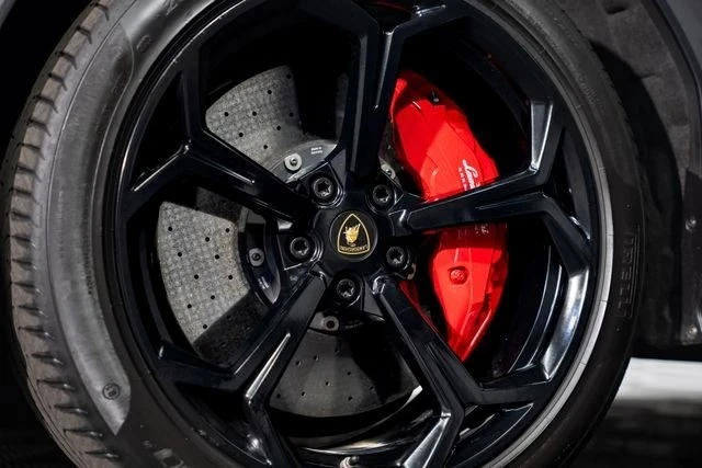 2019 Lamborghini Urus - Image 14 of 21