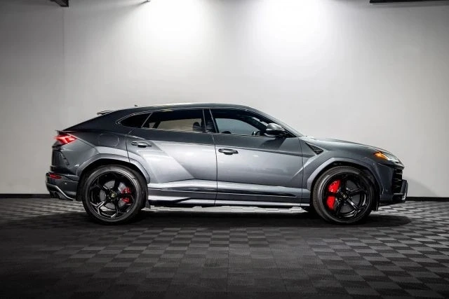 2019 Lamborghini Urus - Image 4 of 21