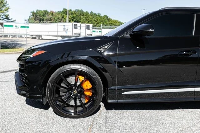 2019 Lamborghini Urus - Image 4 of 21