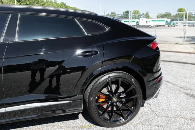 2019 Lamborghini Urus - Image 6 of 21
