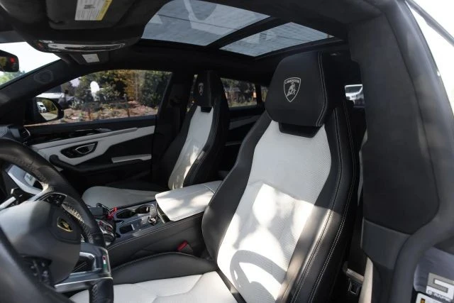 2019 Lamborghini Urus - Image 20 of 21