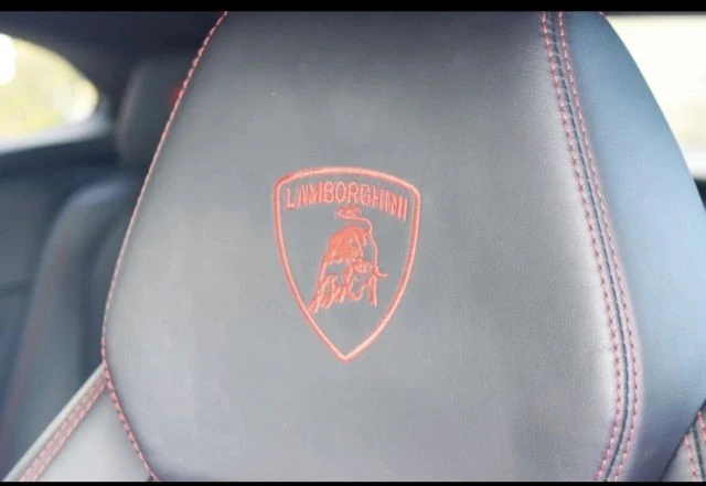 2019 Lamborghini Urus - Image 16 of 21