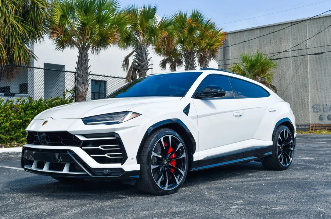 2019 Lamborghini Urus - Image 13 of 21