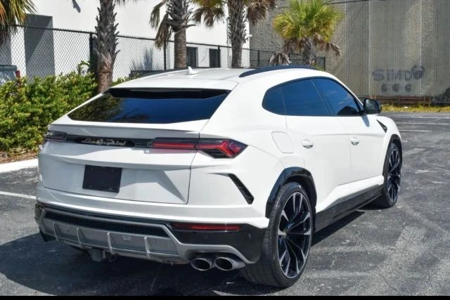 2019 Lamborghini Urus - Image 4 of 21