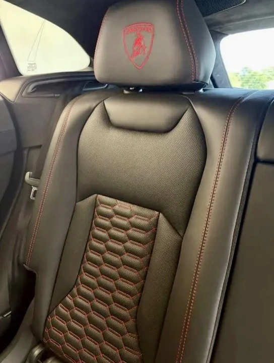 2019 Lamborghini Urus - Image 7 of 10