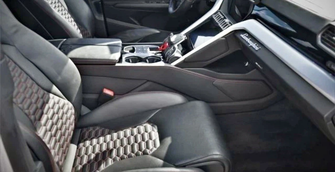 2019 Lamborghini Urus - Image 5 of 10