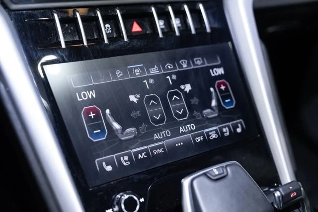 2019 Lamborghini Urus - Image 20 of 21