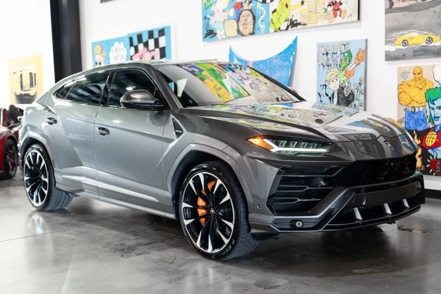 2019 Lamborghini Urus - Image 2 of 21