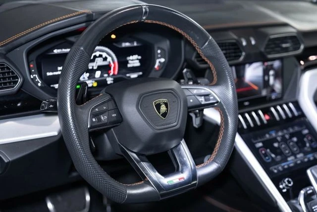 2019 Lamborghini Urus - Image 16 of 21