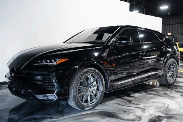2019 Lamborghini Urus - Image 12 of 21
