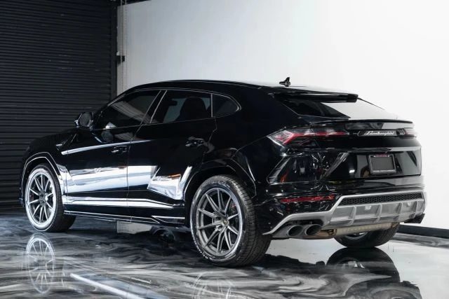 2019 Lamborghini Urus - Image 9 of 21