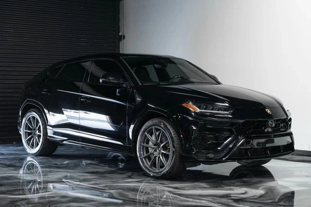 2019 Lamborghini Urus - Image 4 of 21