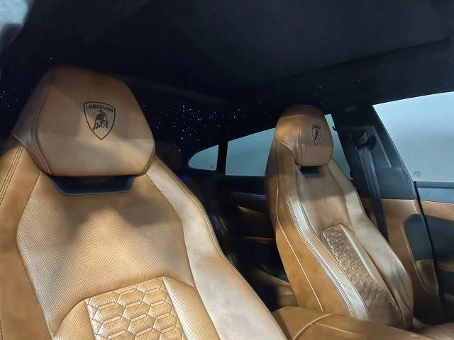 2019 Lamborghini Urus - Image 17 of 20