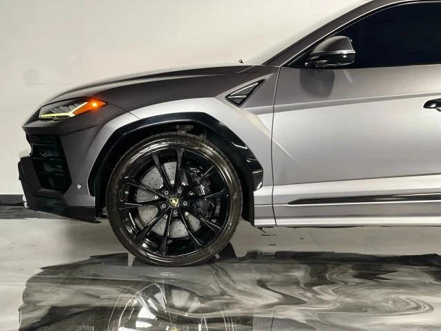 2019 Lamborghini Urus - Image 3 of 20