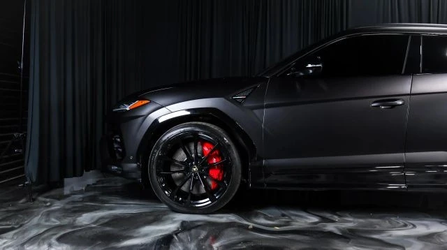 2019 Lamborghini Urus - Image 10 of 28