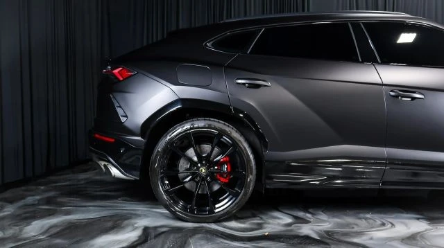 2019 Lamborghini Urus - Image 3 of 28