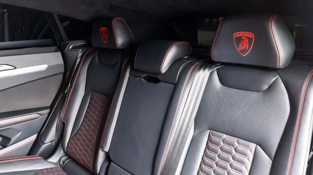 2019 Lamborghini Urus - Image 19 of 28