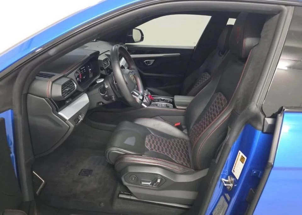 2019 Lamborghini Urus - Image 6 of 8