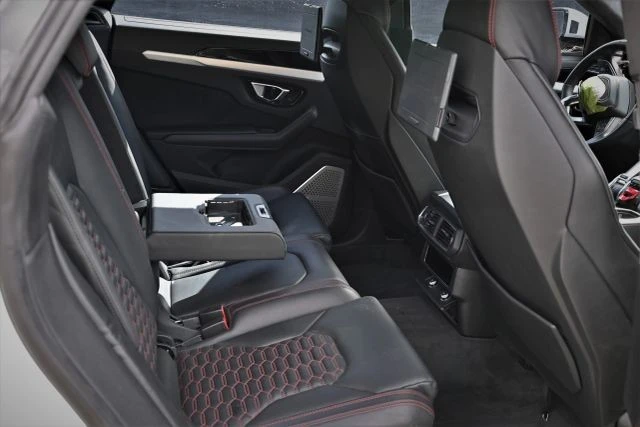 2019 Lamborghini Urus - Image 16 of 19