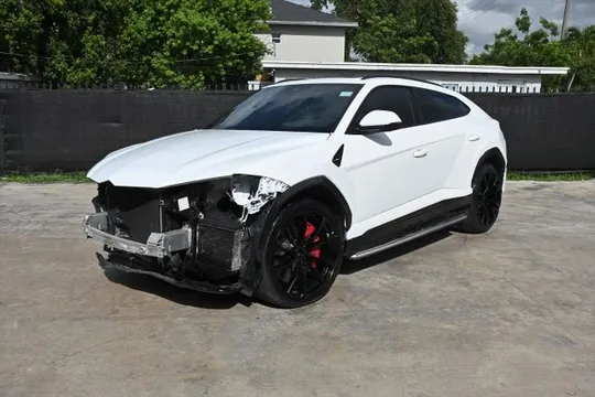 2019 Lamborghini Urus Sport Utility 4D