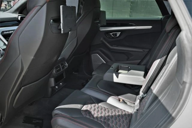 2019 Lamborghini Urus - Image 15 of 19