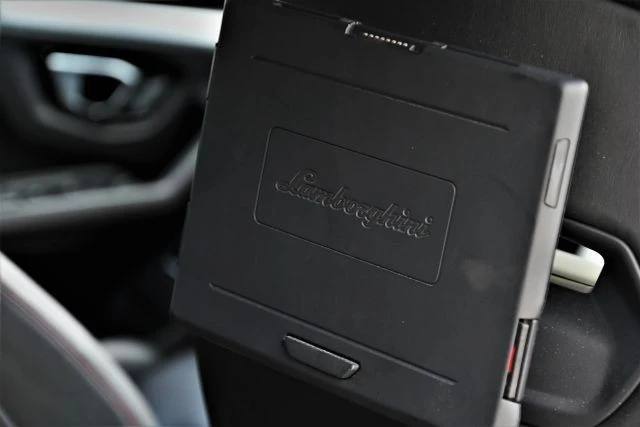 2019 Lamborghini Urus - Image 17 of 19