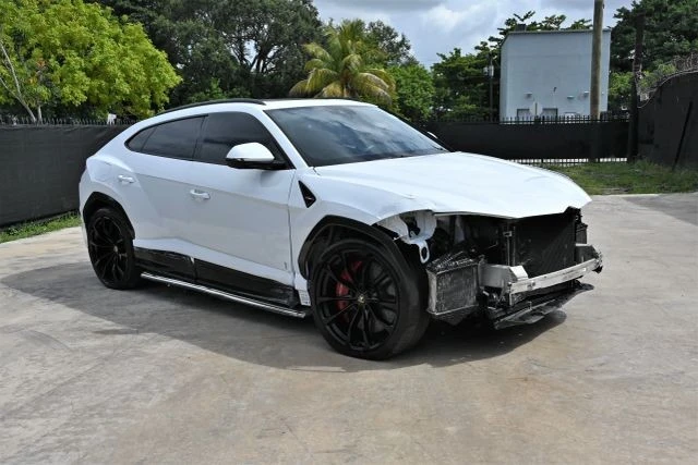 2019 Lamborghini Urus - Image 2 of 19
