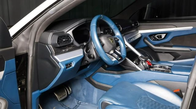 2019 Lamborghini Urus - Image 16 of 31