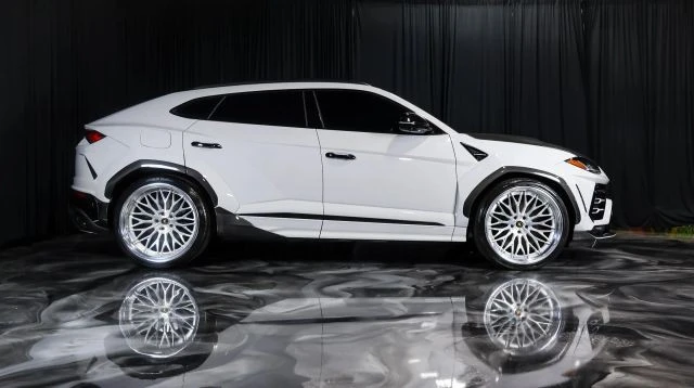 2019 Lamborghini Urus - Image 7 of 31