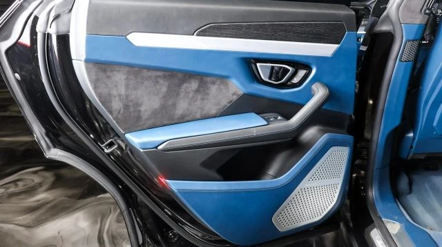 2019 Lamborghini Urus - Image 25 of 31