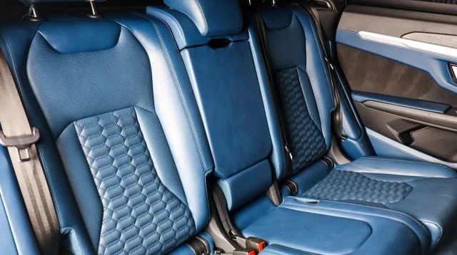 2019 Lamborghini Urus - Image 23 of 31