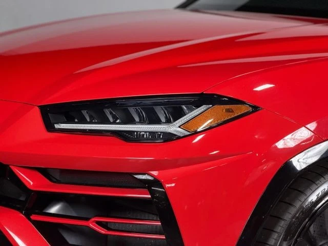 2019 Lamborghini Urus - Image 12 of 21