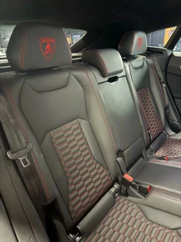 2019 Lamborghini Urus - Image 18 of 19