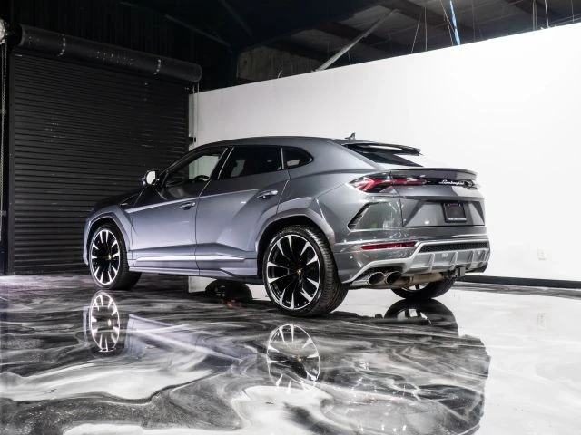 2019 Lamborghini Urus - Image 12 of 21