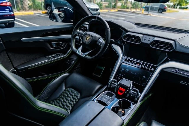2019 Lamborghini Urus - Image 20 of 21