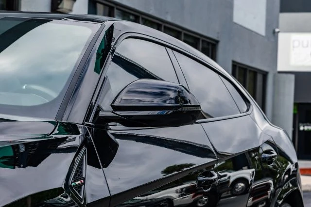 2019 Lamborghini Urus - Image 6 of 12