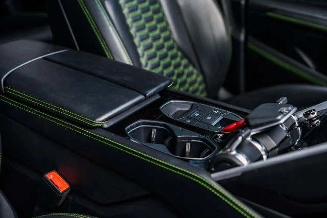 2019 Lamborghini Urus - Image 18 of 21