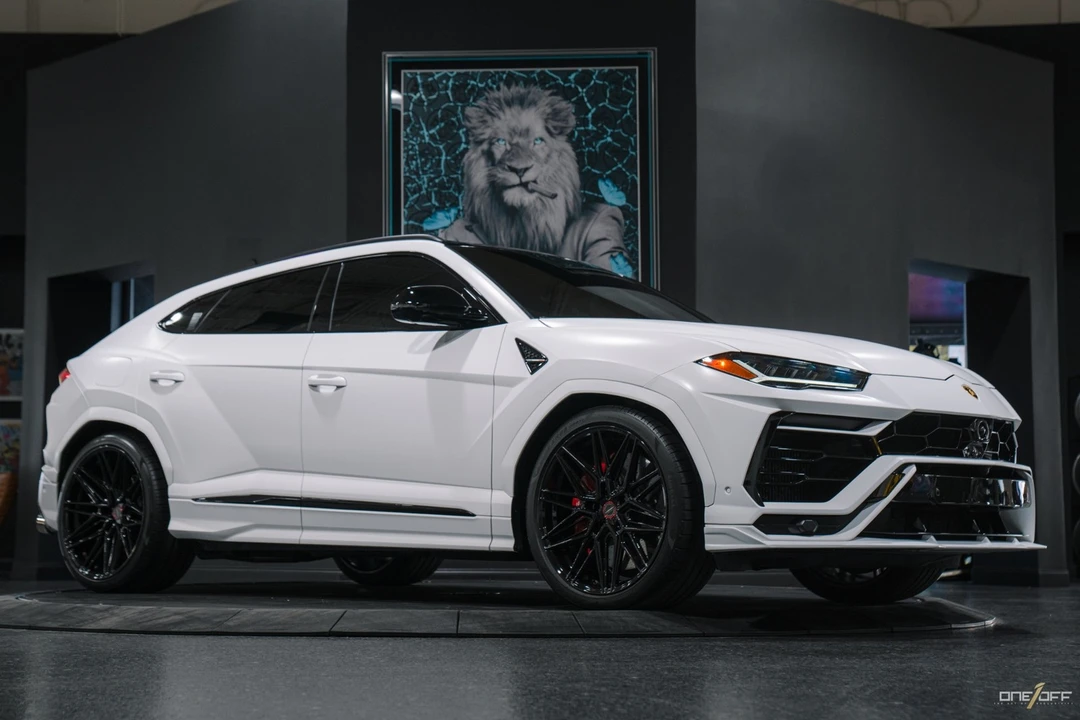 2019 Lamborghini Urus - Image 5 of 12