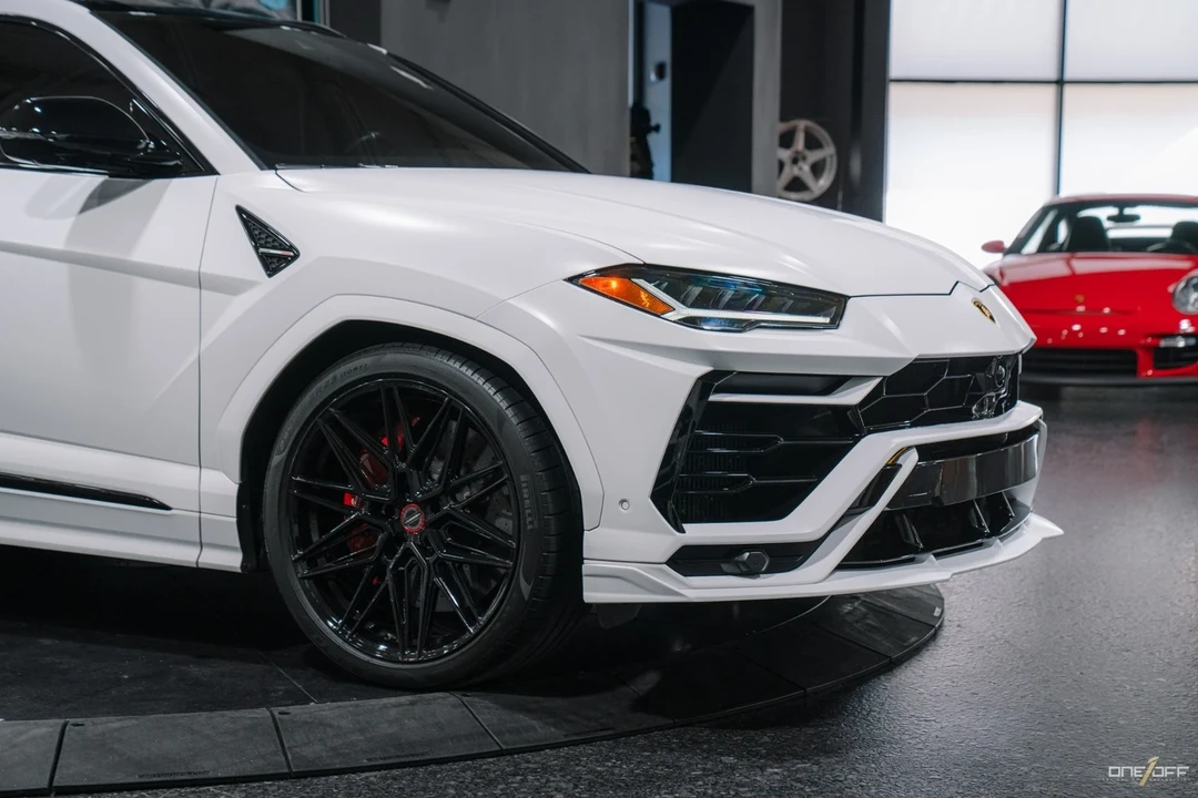 2019 Lamborghini Urus - Image 18 of 21