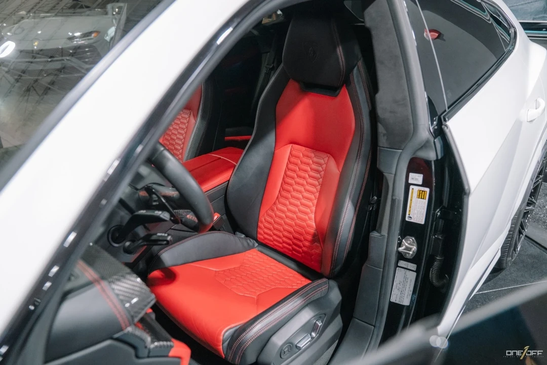 2019 Lamborghini Urus - Image 13 of 21