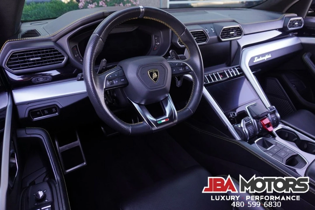 2019 Lamborghini Urus - Image 9 of 12