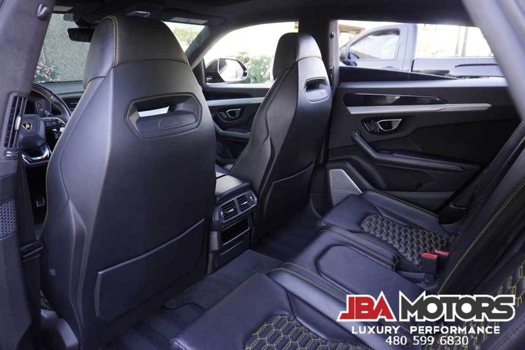 2019 Lamborghini Urus - Image 10 of 12