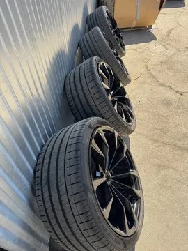 2019 Lamborghini Urus Wheels