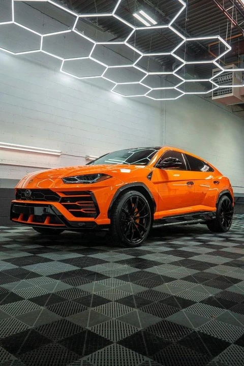 2019 Lamborghini Urus - Image 6 of 20