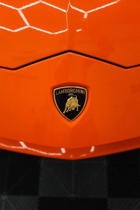 2019 Lamborghini Urus - Image 11 of 20