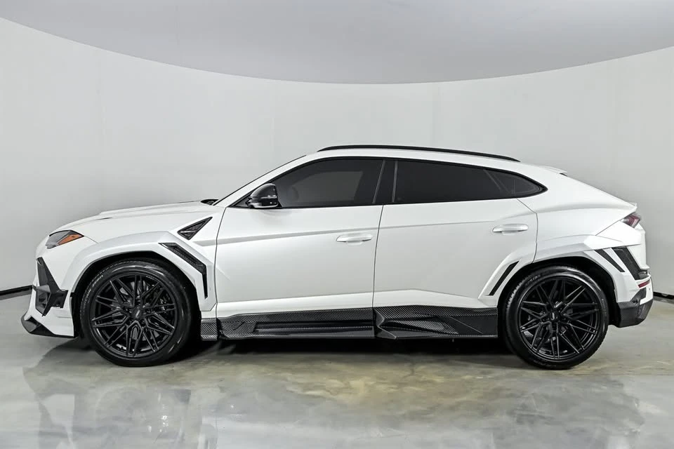 2019 Lamborghini Urus - Image 8 of 20