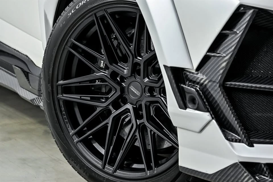 2019 Lamborghini Urus - Image 3 of 20