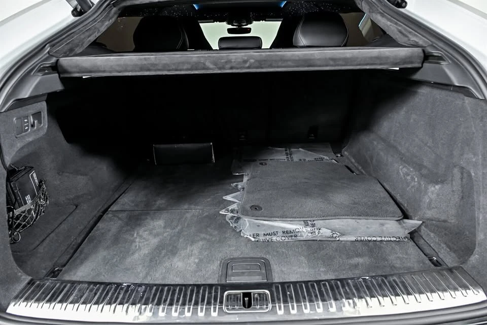2019 Lamborghini Urus - Image 13 of 20