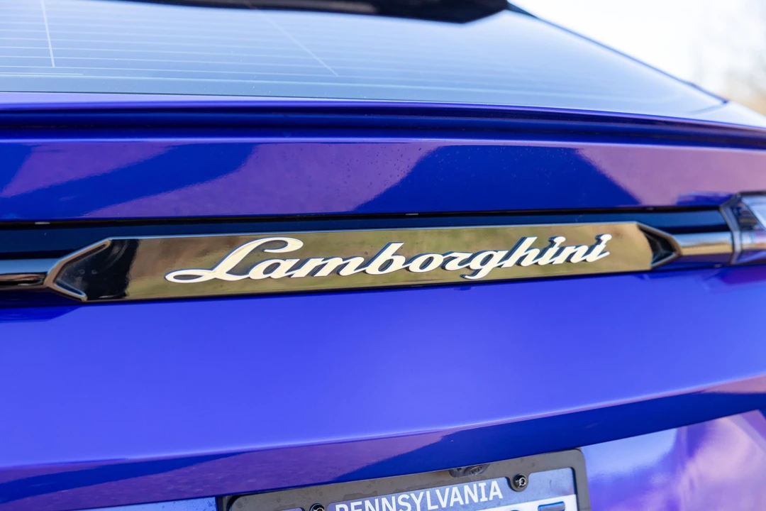 2019 Lamborghini Urus - Image 12 of 31